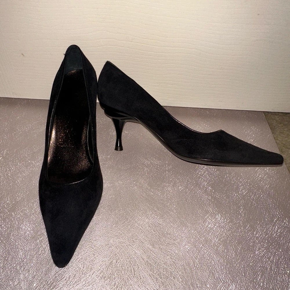 NWOT Salvatore Ferragamo Black Suede Pointed Heels 5.5 formal office designer - Picture 12 of 13